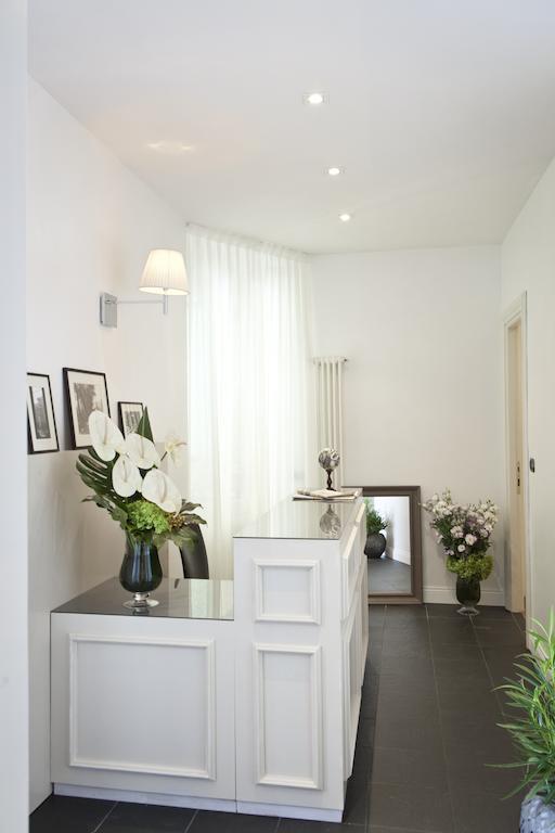 Garibaldi Suites Piazza Di Spagna Roma Exterior foto
